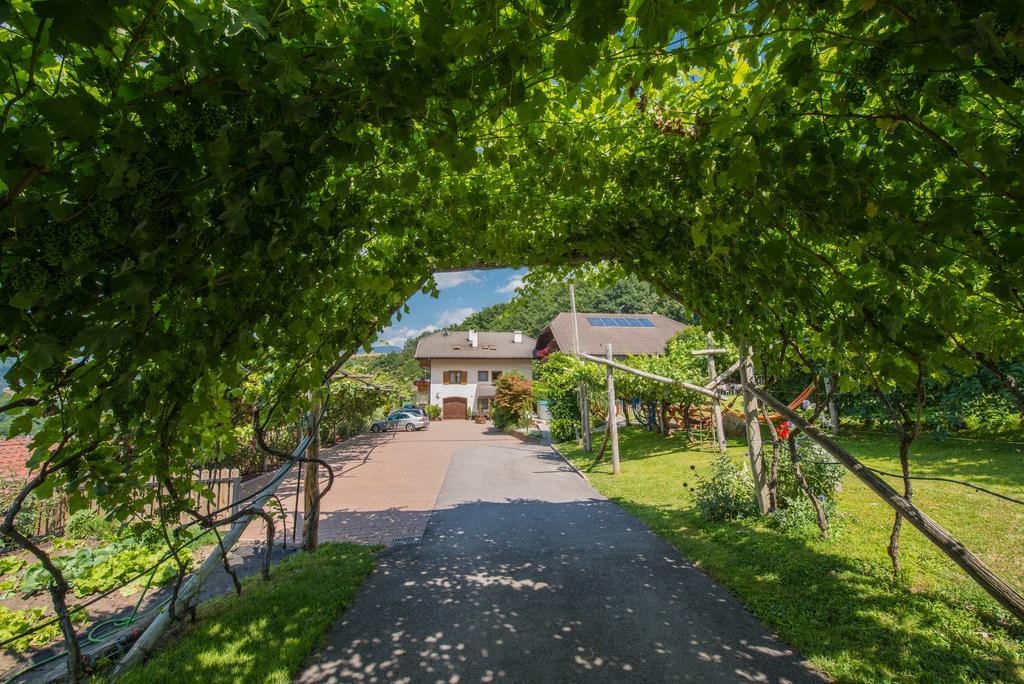 Pension Etschblick B&B Frangarto Buitenkant foto