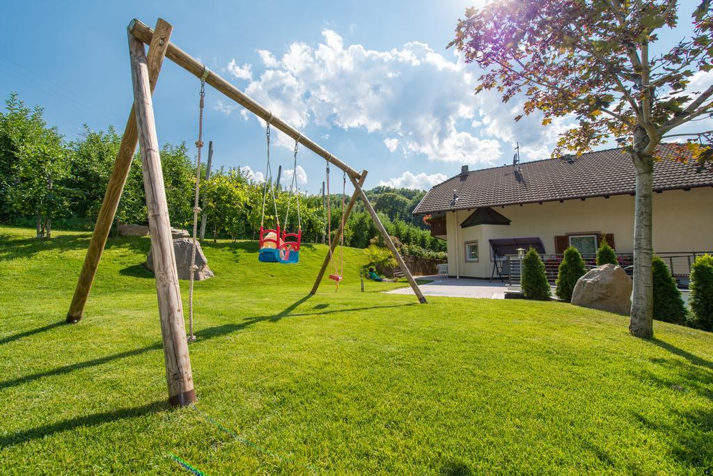 Pension Etschblick B&B Frangarto Buitenkant foto