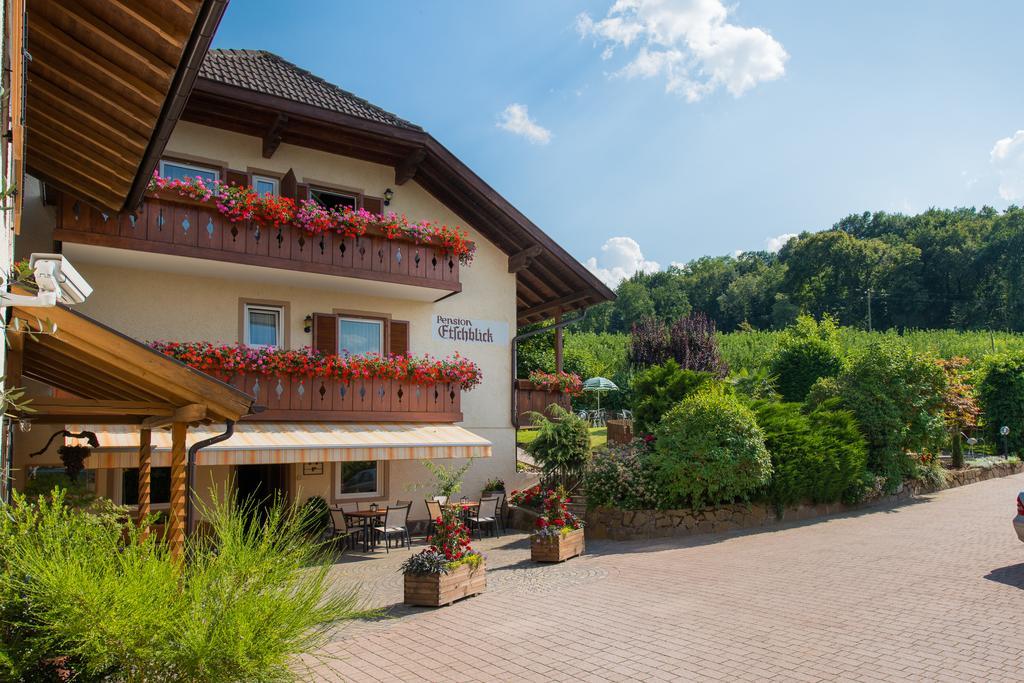 Pension Etschblick B&B Frangarto Buitenkant foto